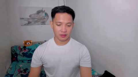 Snapshot of xsebastian19 chatting on April 25, 7:55 am xsebastian19 online show from April 25, 7:55 am