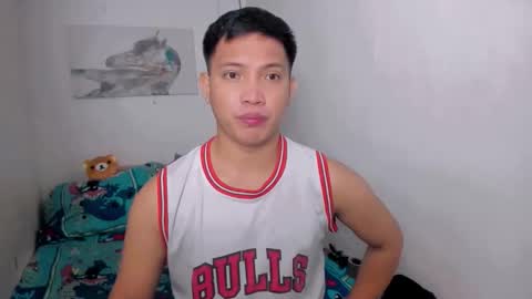 Snapshot of xsebastian19 chatting on April 25, 6:49 pm xsebastian19 online show from April 25, 6:49 pm
