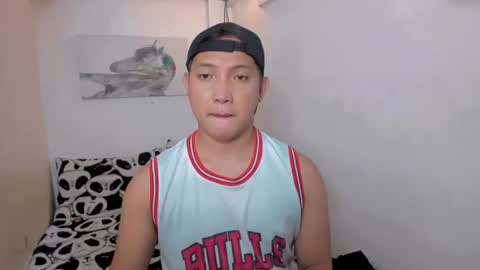 Snapshot of xsebastian19 chatting on July 28, 7:04 am xsebastian19 online show from July 28, 7:04 am