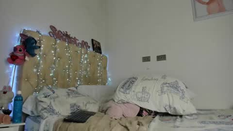 Snapshot of xshantall_hotx chatting on December 24, 8:22 am Shantyonlyfansshantallsalcedo online show from December 24, 8:22 am