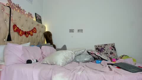 Snapshot of xshantall_hotx chatting on February 15, 3:17 pm Shantyonlyfansshantallsalcedo online show from February 15, 3:17 pm