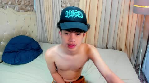 Snapshot of xsianhotcocxx chatting on April 20, 4:43 pm xsianhotcocxx online show from April 20, 4:43 pm