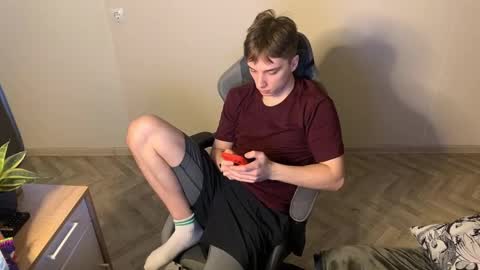 DerekHehe online show from January 9, 11:35 am