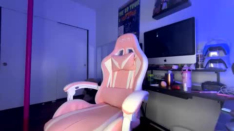 xStarGazingx online show from February 13, 6:09 am