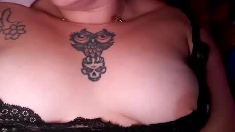 xsweetxgirl27x online show from October 11, 5:17 am