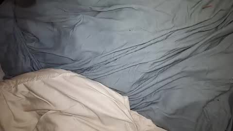 xtclover85 online show from February 11, 1:43 am