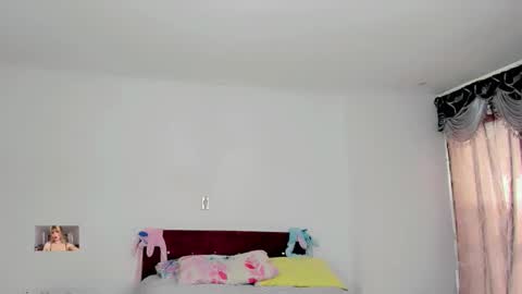 Femboy Exotic online show from October 31, 7:26 pm