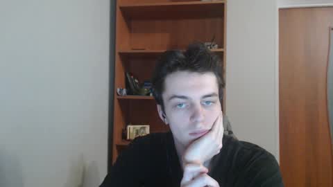 Snapshot of xtraqqq chatting on October 29, 9:05 pm traqqq online show from October 29, 9:05 pm