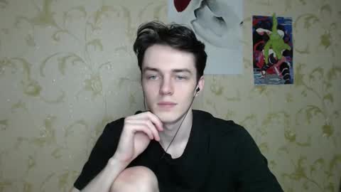 traqqq online show from February 9, 10:03 pm