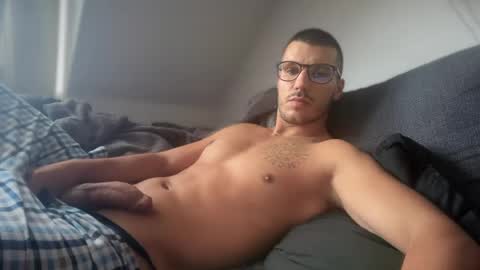 davdo online show from July 18, 7:34 am