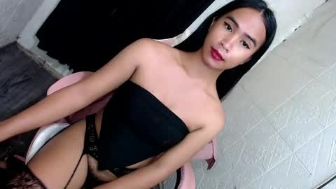 Snapshot of xxalthealicousxx chatting on May 3, 9:21 pm althea online show from May 3, 9:21 pm