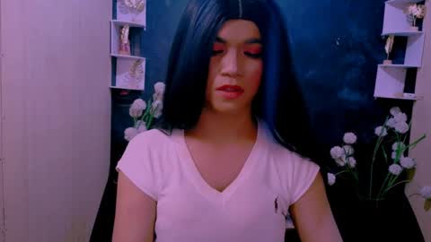 Snapshot of xxasian_ash chatting on April 7, 10:42 pm ashley online show from April 7, 10:42 pm