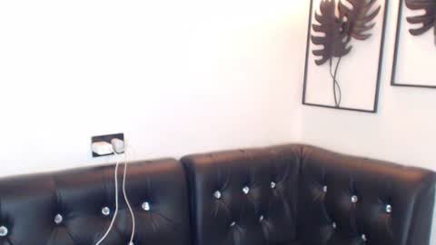 xxasian_goddessxx online show from August 6, 12:01 am