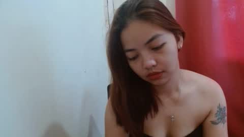 Snapshot of xxasian_sweetheart19xx chatting on October 12, 3:05 am xxasian_sweetheart19xx online show from October 12, 3:05 am