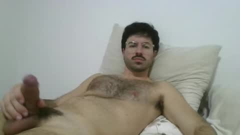 Snapshot of xxbbrod chatting on October 14, 10:43 pm Xxbhot guy online show from October 14, 10:43 pm