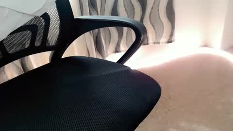 Loyd online show from March 31, 12:34 am