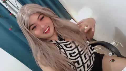 Loyd online show from June 23, 1:47 am