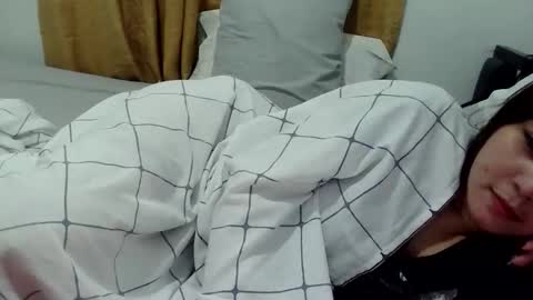 Snapshot of xxlickableangel4uxx chatting on February 18, 3:08 pm xxlickableangel4uxx online show from February 18, 3:08 pm