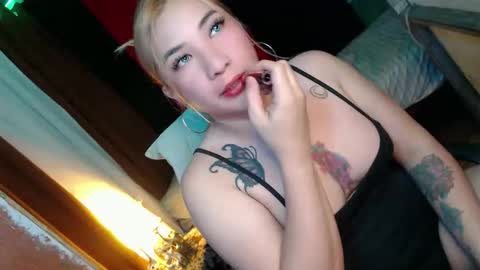 Snapshot of xxmariabig6xx chatting on April 30, 9:37 am xxmariabig6xx online show from April 30, 9:37 am