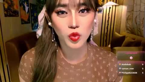 xxmissjuliaxx online show from January 18, 12:35 am