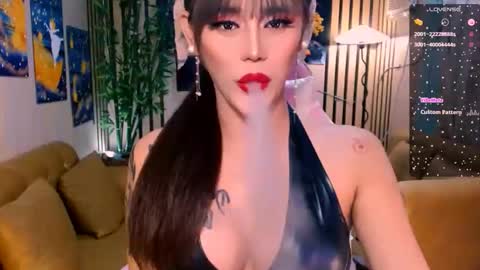 xxmissjuliaxx online show from September 19, 12:23 am