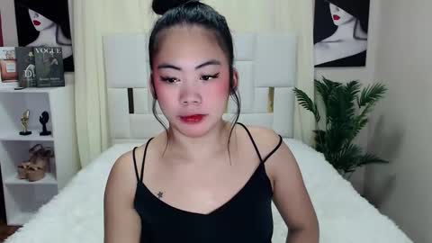 Snapshot of xxmisstress_hestiaxx chatting on February 9, 9:19 pm JUST CALL ME TINE online show from February 9, 9:19 pm