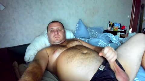 Snapshot of xxrojxx chatting on December 11, 10:36 am roki-- -- online show from December 11, 10:36 am