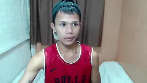 xxronnie online show from April 13, 11:59 am