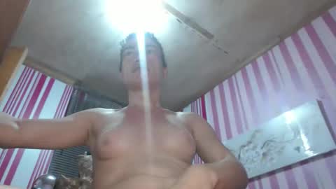 xxrowenatastycockforyouxx online show from January 18, 3:32 am