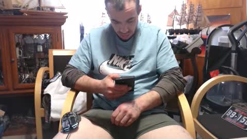 xxScubaStevexx online show from February 13, 12:56 pm