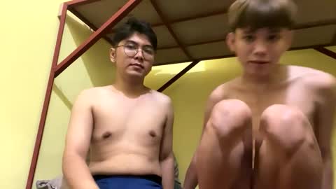 Snapshot of xxsebastian18 chatting on March 12, 8:41 am seb online show from March 12, 8:41 am