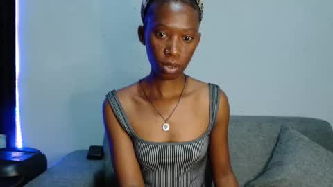 xxsexytalia28 online show from October 14, 4:24 am