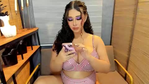 Snapshot of xxtastefullayeshaxx chatting on September 23, 10:29 am xxtastefullayeshaxx online show from September 23, 10:29 am