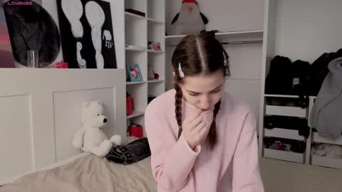 Eva online show from February 3, 6:40 am