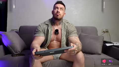     online show from July 18, 2:54 pm