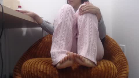 Snapshot of xxxbellalola chatting on December 22, 11:54 am Lola online show from December 22, 11:54 am