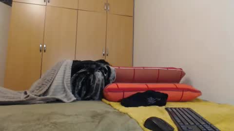 Snapshot of xxxbustybabe27x chatting on April 25, 6:49 pm Ayanda online show from April 25, 6:49 pm