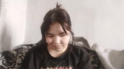 xxxcutekittyx online show from April 11, 7:35 am