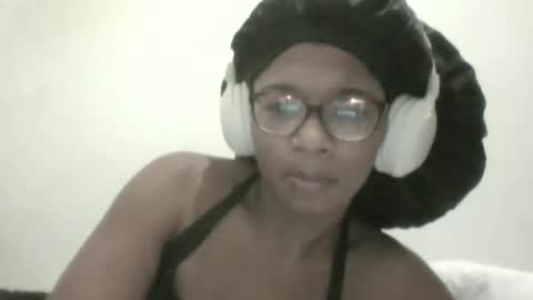 Snapshot of xxxdanidoomsdayxxx chatting on February 8, 11:30 pm Danielle online show from February 8, 11:30 pm