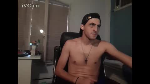 Snapshot of xxxfacu chatting on January 17, 9:17 am xxxfacu online show from January 17, 9:17 am