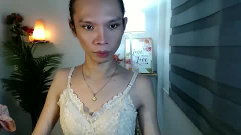 Snapshot of xxxfuckgirlyumsxxx chatting on November 10, 10:58 am Your Princess Yums online show from November 10, 10:58 am