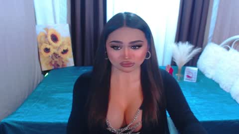 Snapshot of xxxgiganticoliviacummerxxx chatting on May 4, 12:28 am OLIVIA online show from May 4, 12:28 am