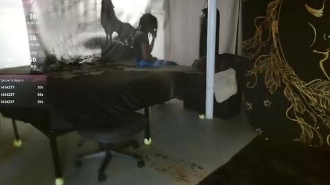 xxxjrstrokesxxx online show from January 17, 5:38 pm