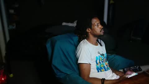 xxxjrstrokesxxx online show from July 11, 2:47 am