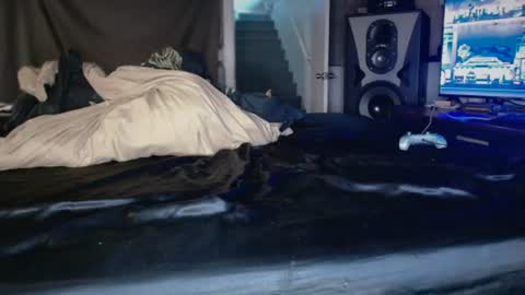 xxxjrstrokesxxx online show from July 15, 6:02 pm