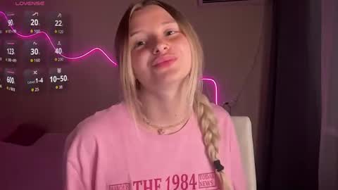 xxxkamilaxxx online show from June 29, 7:14 pm