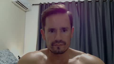 xxxmusclebigcockxxx online show from December 7, 2:31 am