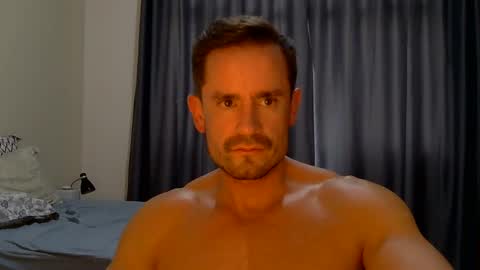 xxxmusclebigcockxxx online show from March 12, 7:49 pm