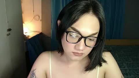 Melissa online show from April 2, 12:03 pm