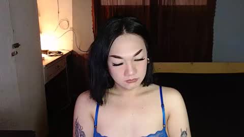 Melissa online show from April 22, 3:42 am